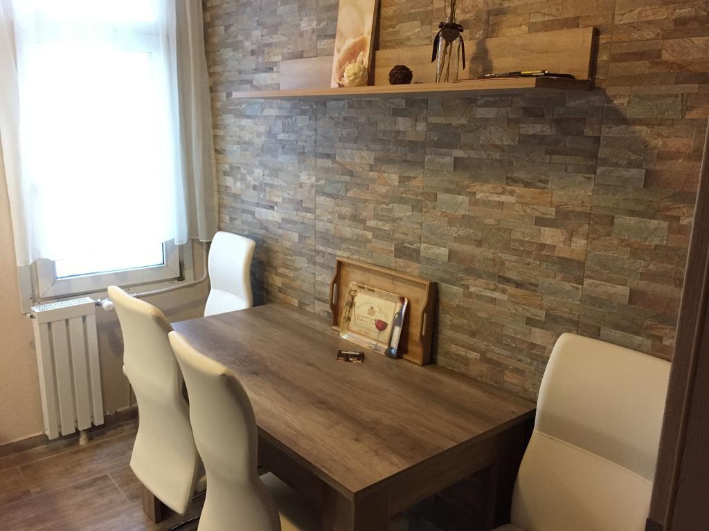 باجة Belvarosi Deluxe Apartman المظهر الخارجي الصورة